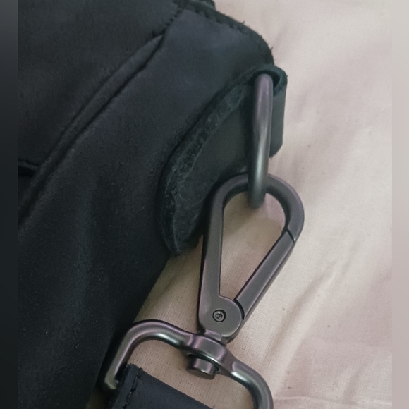 💼 Roots Messenger Bag - Picture 5 of 16